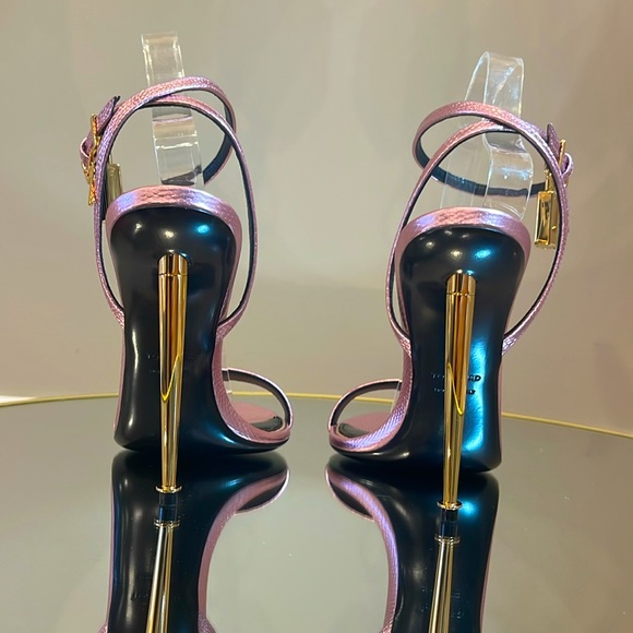 Tom Ford Padlock 105 Lock Pink Leather Heeled Sandals Sz 40 - Picture 12 of 17